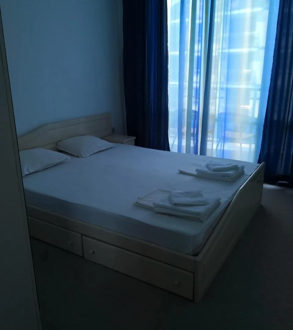Blue Bay Palace Apart Complex Pomorie Lägenhetshotell